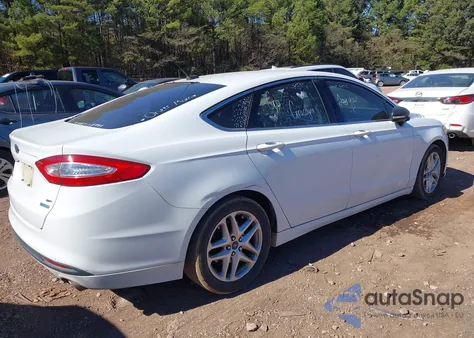 2013 Ford Fusion Se z USA, uszkodzony, nr VIN 3FA6P0HR7DR230168